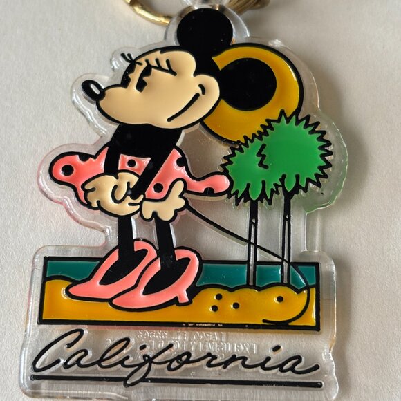 Vintage Minnie Mouse California Keychain - Picture 4 of 4